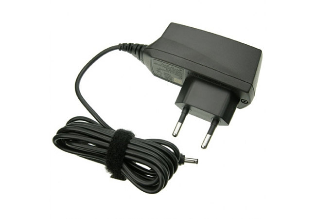 ADAPTÖR VE ŞARJ ALETİ