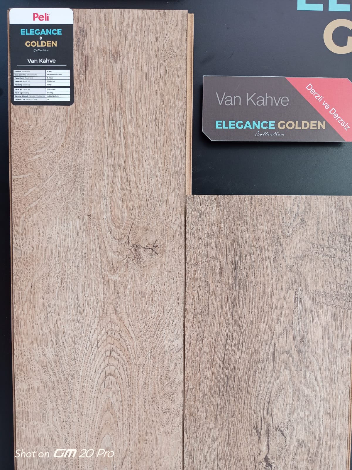 Elegance Golden & Van Kahve