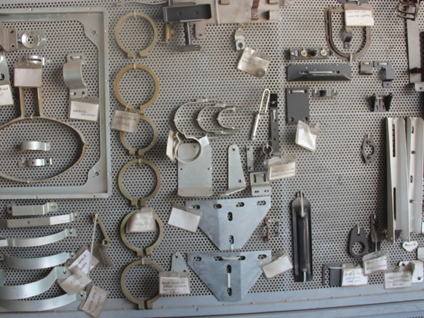 Askeri Araç Çeşitli Yedek Parçaları