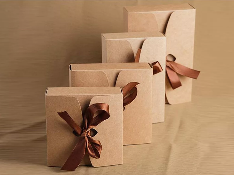 GIFT BOXES